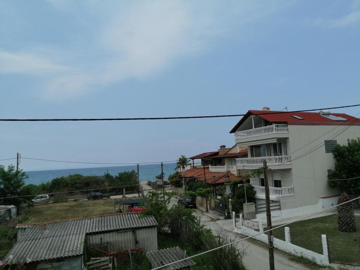 Aparthotel Ο Ακλόνητος Néa Meságkala Esterno foto