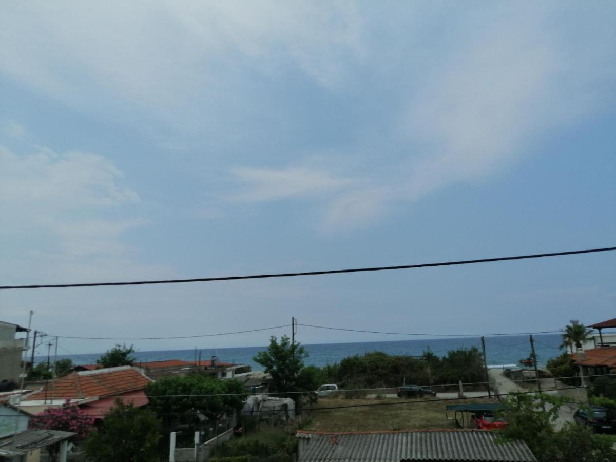 Aparthotel Ο Ακλόνητος Néa Meságkala Esterno foto