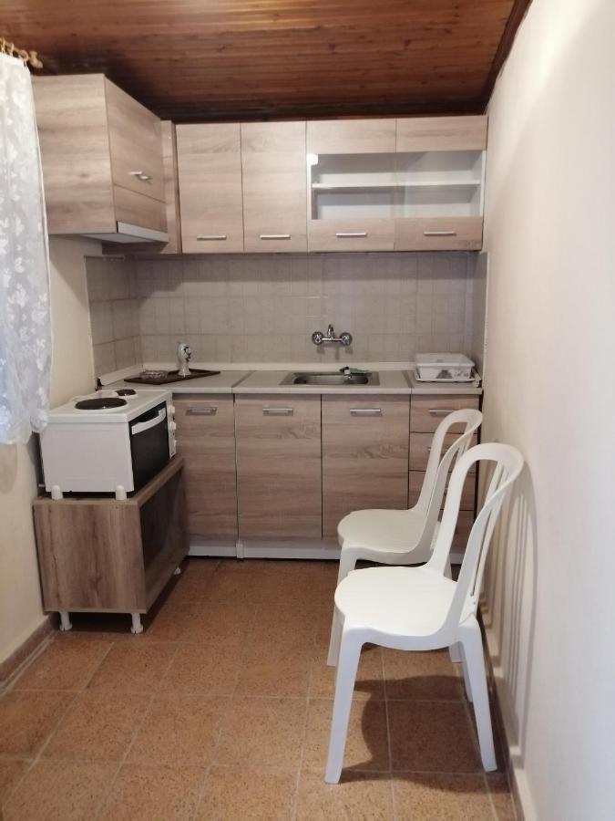 Aparthotel Ο Ακλόνητος Néa Meságkala Esterno foto