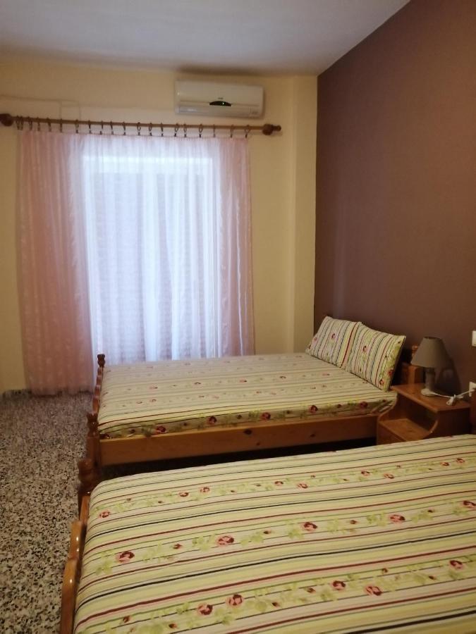 Aparthotel Ο Ακλόνητος Néa Meságkala Esterno foto